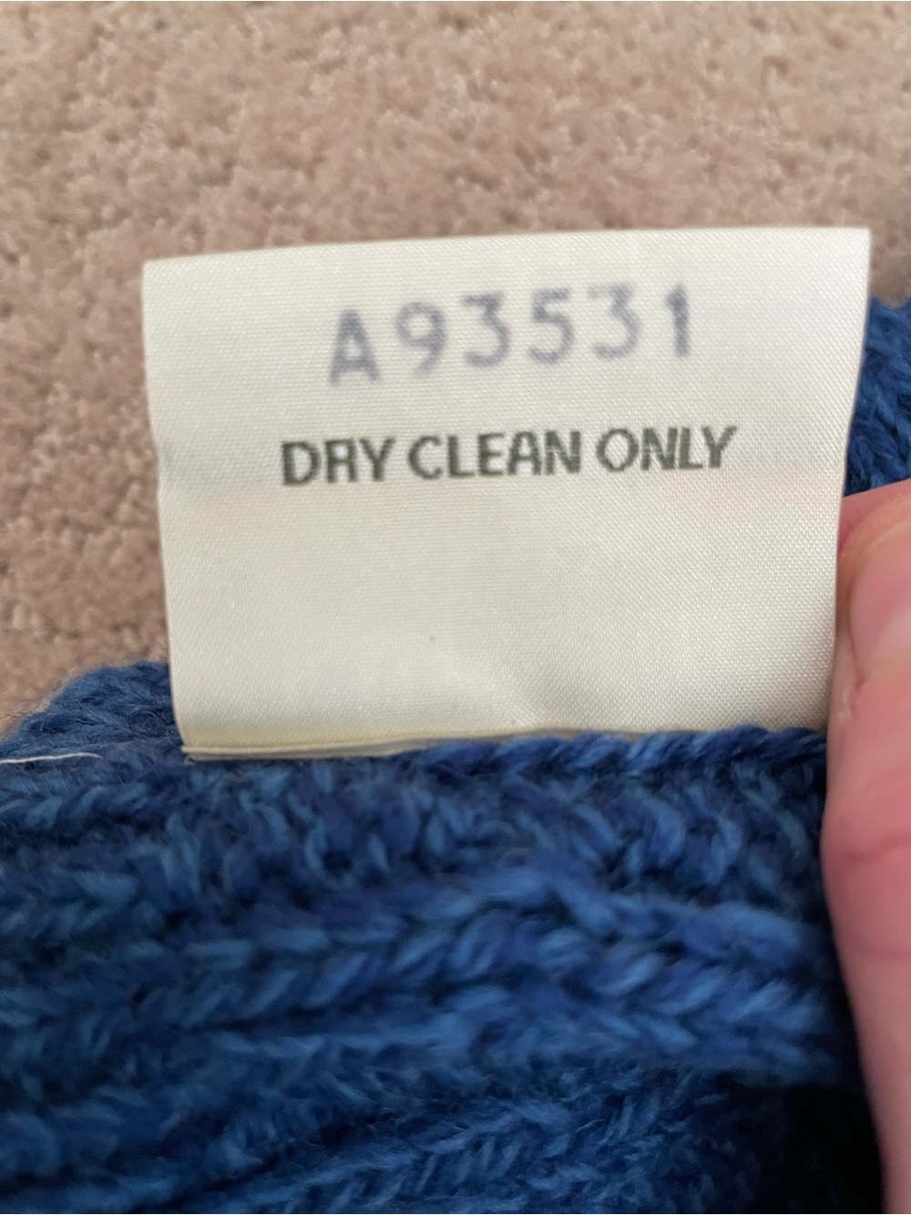 Kilronan Cable Knit Blue Scarf - Picture 3 of 3